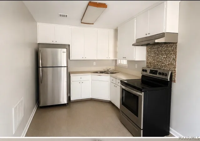 Photo 3 of Single family home for sale at 1720 Gloria Ct, Montgomery, AL 36110 | MLS# 590504 | Listing updated on 2026-10-08