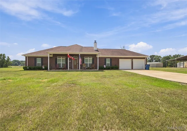 Photo 1 of Single family home for sale at 1978 Bibb Rd, Forest Home, AL 36030 | MLS# 590524 | Listing updated on 2026-09-16