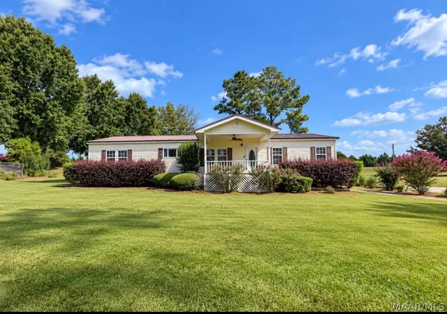 Photo 1 of Manufactured home for sale at 150 County Rd 522, Valley Grande, AL 36701 | MLS# 590514 | Listing updated on 2026-09-18