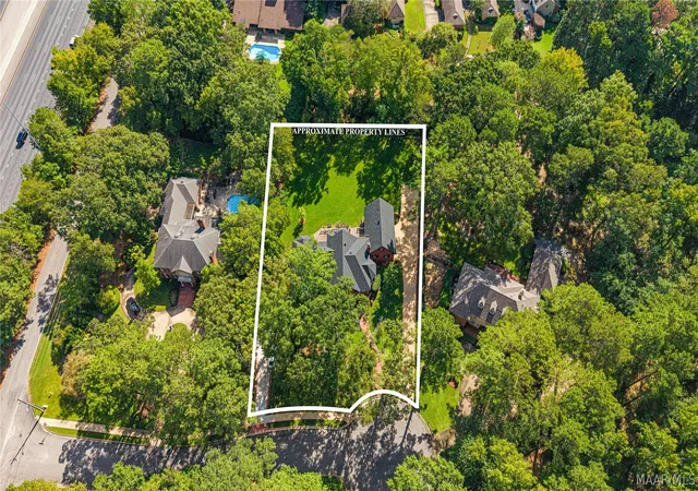 Photo 3 of Single family home for sale at 6411 Thistlewood Ct, Montgomery, AL 36117 | MLS# 590445 | Listing updated on 2026-09-17