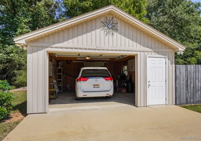 Photo 46 of Sale Pending at 286 Jennifer Ln, Deatsville, AL 36022 | MLS# 590251 | Listing updated on 2026-10-05