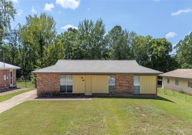 Photo 1 of Single family home for sale at 227 Primrose Dr, Prattville, AL 36067 | MLS# 590480 | Listing updated on 2026-09-21