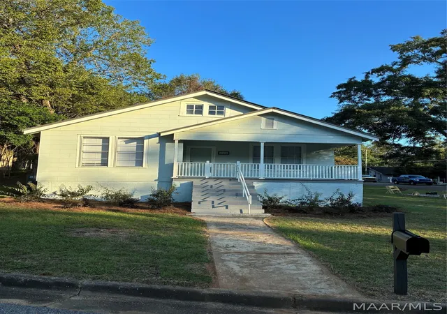 Photo 2 of Single family home for sale at 402 Redden Ave, Tallassee, AL 36078 | MLS# 589636 | Listing updated on 2026-09-19