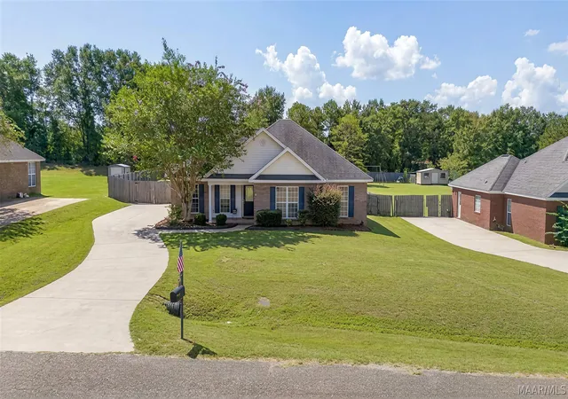 Photo 1 of Single family home for sale at 588 River Birch Dr, Prattville, AL 36067 | MLS# 590531 | Listing updated on 2026-10-09