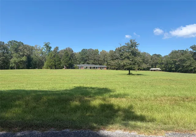 Photo 3 of Single family home for sale at 370 County Rd 139, Selma, AL 36701 | MLS# 590583 | Listing updated on 2026-09-18
