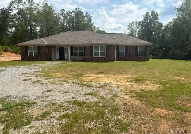Photo 2 of Single family home for sale at 1169 River Fls Rd, Wetumpka, AL 36092 | MLS# 590560 | Listing updated on 2026-10-06