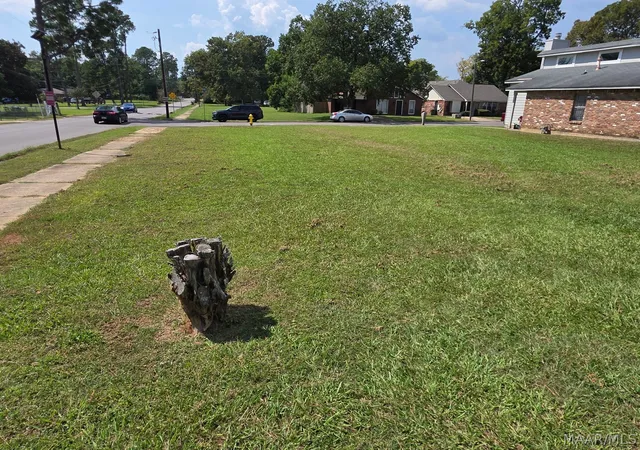 Land for sale at 3019 Home Pl Dr, Montgomery, AL 36116 | MLS# 590647