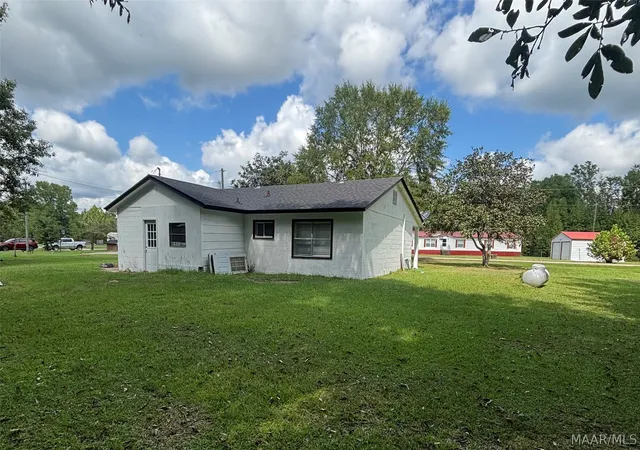 Photo 3 of Single family home for sale at 141 Griffin Jenkins Rd, Union Springs, AL 36089 | MLS# 590671 | Listing updated on 2026-10-09
