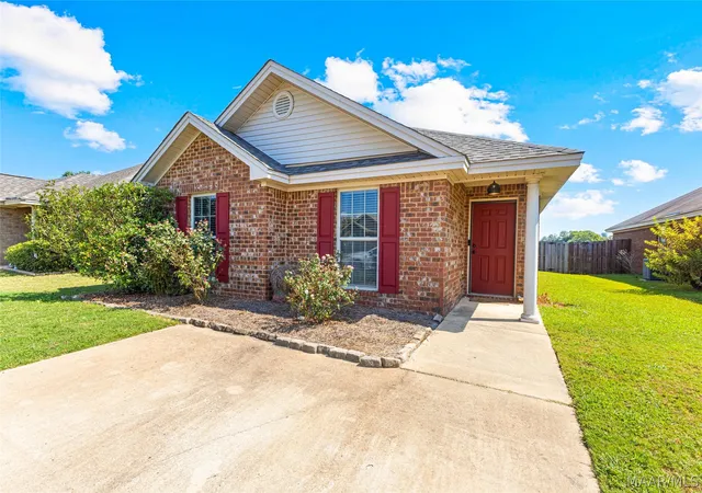 Photo 1 of Single family home for sale at 1814 Cotton Blossom Way, Prattville, AL 36067 | MLS# 590609 | Listing updated on 2026-10-08