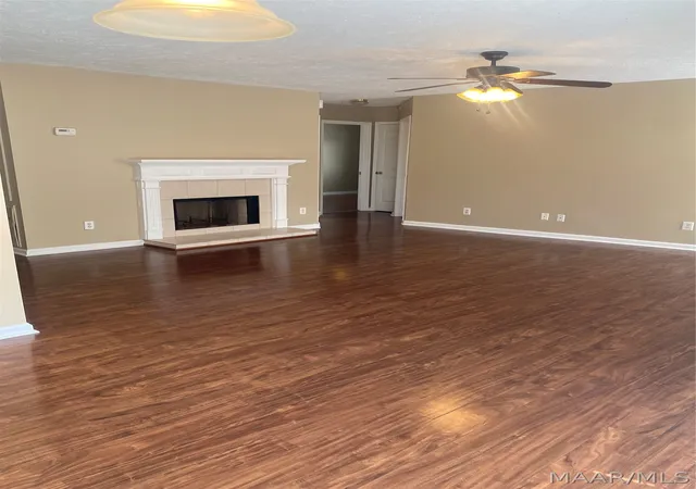 Photo 3 of Single family home for sale at 2044 W Aberdeen Dr, Montgomery, AL 36116 | MLS# 590685 | Listing updated on 2026-09-25