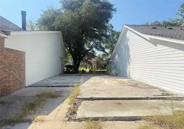 Land for sale at 5578 Carriage Brk Rd, Montgomery, AL 36116 | MLS# 590682