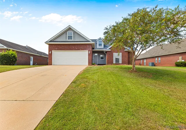 Photo 3 of Single family home for sale at 49 Clearview Ln, Elmore, AL 36025 | MLS# 590722 | Listing updated on 2026-09-24