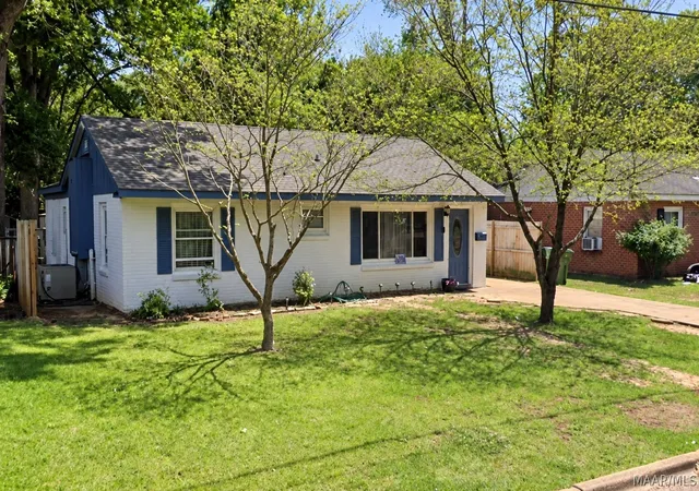 Photo 1 of Single family home for sale at 2516 Clower St, Montgomery, AL 36107 | MLS# 590732 | Listing updated on 2026-09-24