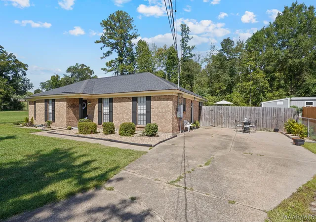Photo 2 of Single family home for sale at 2331 N Cobb Loop, Millbrook, AL 36054 | MLS# 590713 | Listing updated on 2026-09-30
