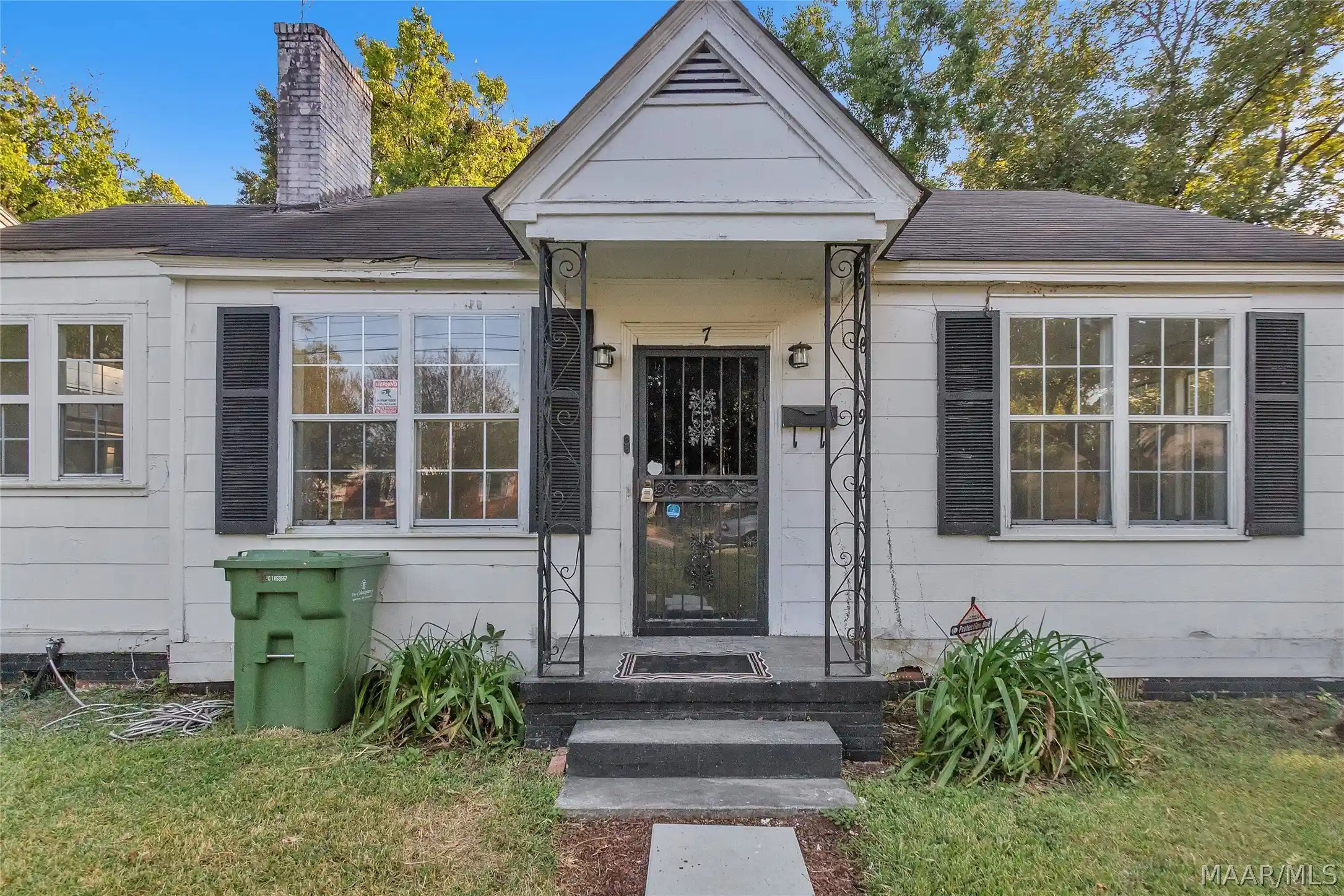Photo 1 of Single family home for sale at 7 Courtland Dr, Montgomery, AL 36105 | MLS# 590558 | Listing updated on 2026-10-15