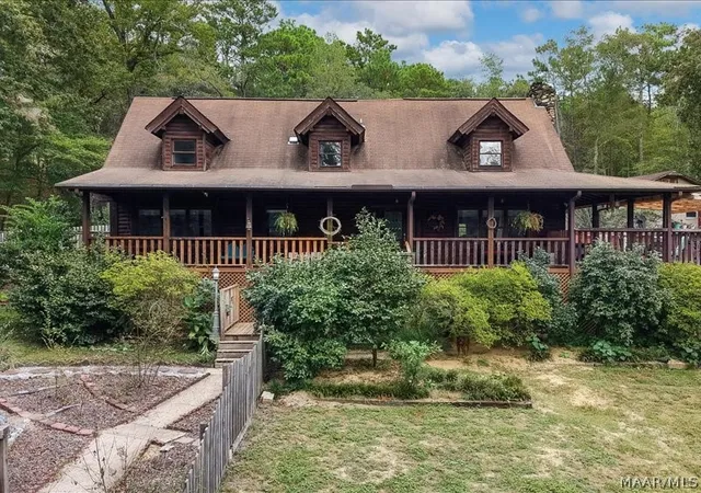 Photo 1 of Single family home for sale at 418 Timberlane Rd, Wetumpka, AL 36093 | MLS# 590758 | Listing updated on 2026-10-03