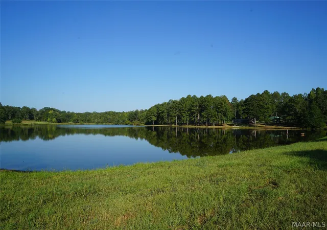 Land for sale at 2202 Gibson Rd, Montgomery, AL 36116 | MLS# 590813