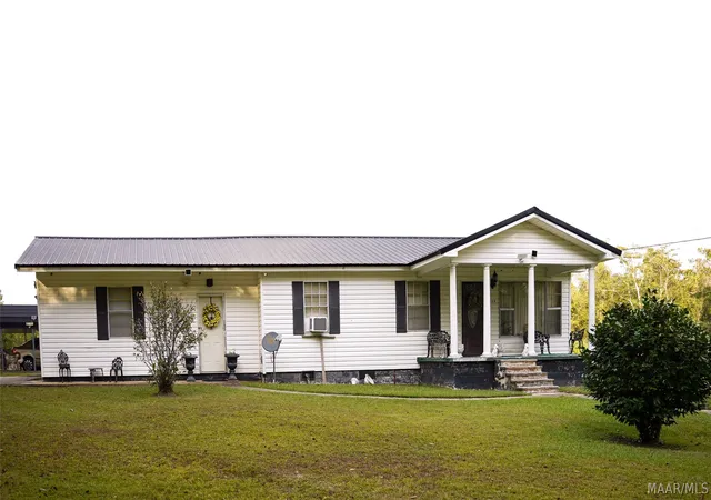 Photo 2 of Single family home for sale at 120 Gandy Ln #2, Georgiana, AL 36033 | MLS# 590621 | Listing updated on 2026-10-02
