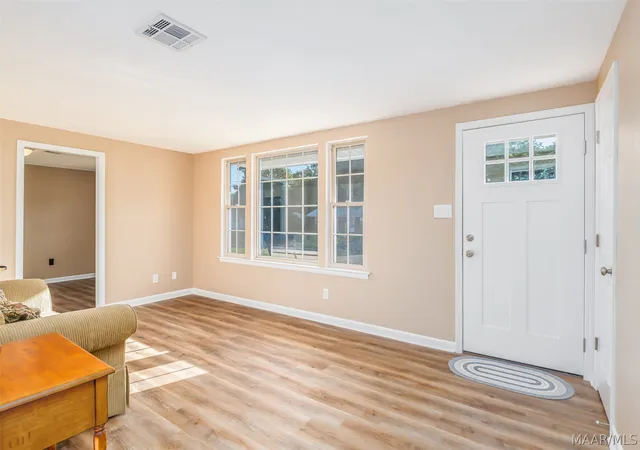 Photo 3 of Single family home for sale at 613 Woodvale Rd, Prattville, AL 36067 | MLS# 590845 | Listing updated on 2026-10-05