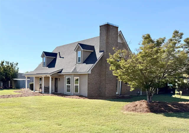 Photo 3 of Single family home for sale at 750 Summer Ln, Prattville, AL 36066 | MLS# 590816 | Listing updated on 2026-10-04