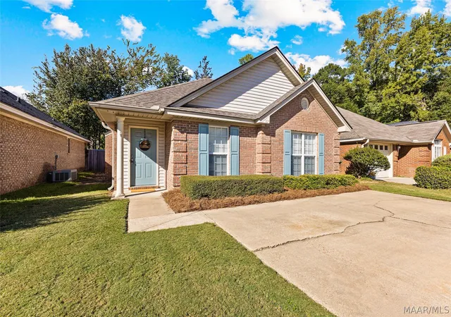 Photo 3 of Single family home for sale at 105 Forest Trl Ct, Millbrook, AL 36054 | MLS# 590814 | Listing updated on 2026-10-09