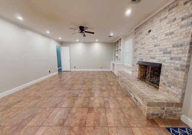 Photo 3 of Single family home for sale at 111 Diane Dr, Prattville, AL 36066 | MLS# 590833 | Listing updated on 2026-10-01