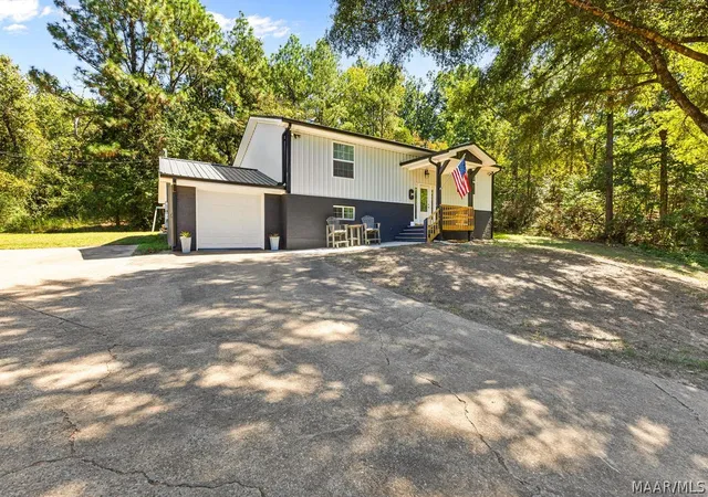 Photo 1 of Single family home for sale at 430 Forge Rd, Deatsville, AL 36022 | MLS# 590901 | Listing updated on 2026-10-03