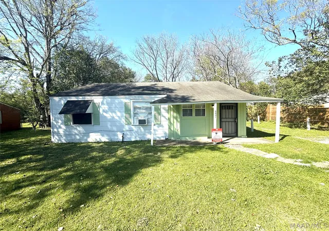Photo 1 of Single family home for sale at 2401 Overhill Rd, Montgomery, AL 36116 | MLS# 590904 | Listing updated on 2026-10-01