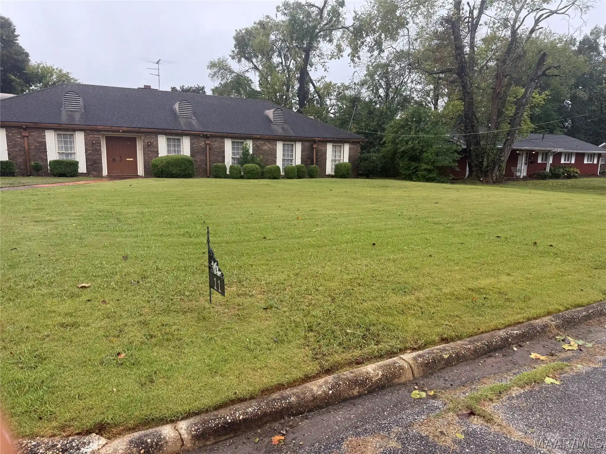 Photo 1 of Single family home for sale at 11 Anton Dr, Montgomery, AL 36105 | MLS# 590916 | Listing updated on 2026-10-13
