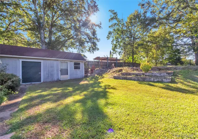 Photo 3 of Single family home for sale at 5480 Willow Tree Dr, Millbrook, AL 36054 | MLS# 590880 | Listing updated on 2026-10-07