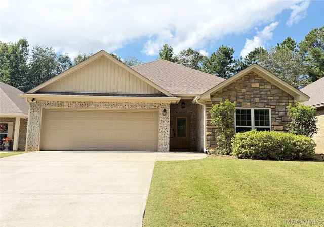 Photo 1 of Single family home for sale at 755 River Birch Cir, Wetumpka, AL 36093 | MLS# 590924 | Listing updated on 2026-10-04