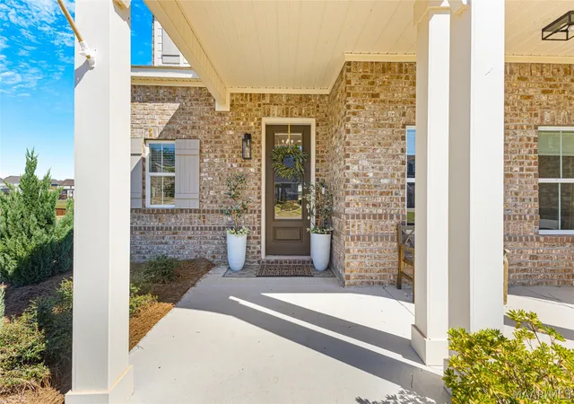 Photo 3 of Single family home for sale at 1018 Sunfield Dr, Prattville, AL 36066 | MLS# 590909 | Listing updated on 2026-10-07