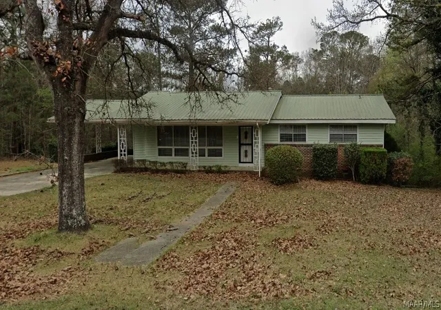 Photo 1 of Single family home for sale at 303 Bibb St, Tuskegee Institute, AL 36088 | MLS# 590914 | Listing updated on 2026-10-02