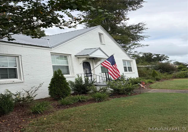 Photo 2 of Single family home for sale at 105 Hooper Dr, Selma, AL 36701 | MLS# 591013 | Listing updated on 2026-10-05
