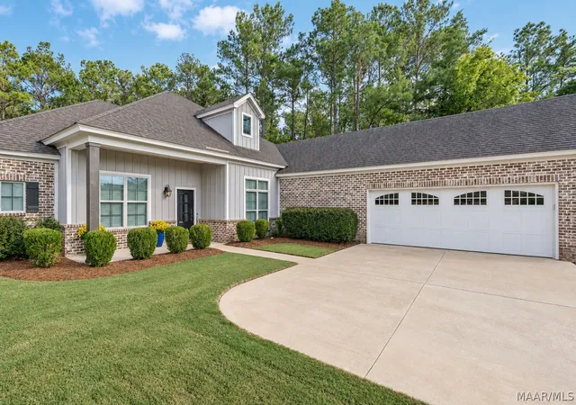 Photo 3 of Single family home for sale at 8549 Sunrise Loop, Montgomery, AL 36116 | MLS# 590996 | Listing updated on 2026-10-09