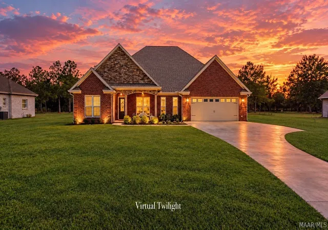 Single family home for sale at 1916 Alpine Dr, Deatsville, AL 36022 | MLS# 590967