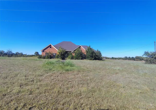 Photo 2 of Single family home for sale at 179 Greenleaf Rd, Lowndesboro, AL 36043 | MLS# 591046 | Listing updated on 2026-10-06