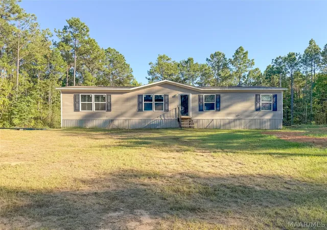 Photo 1 of Manufactured home for sale at 1968 Sunny Ln, Wetumpka, AL 36092 | MLS# 591068 | Listing updated on 2026-10-07