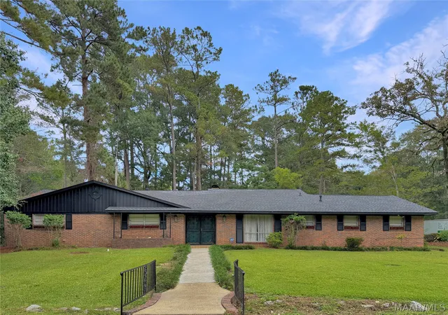 Photo 1 of Single family home for sale at 601 Camellia Dr, Tallassee, AL 36078 | MLS# 591004 | Listing updated on 2026-10-12