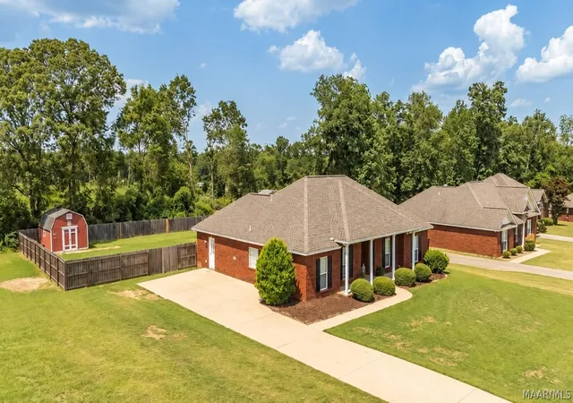 Photo 1 of Single family home for sale at 109 Daffodil Ct, Prattville, AL 36067 | MLS# 591082 | Listing updated on 2026-10-07