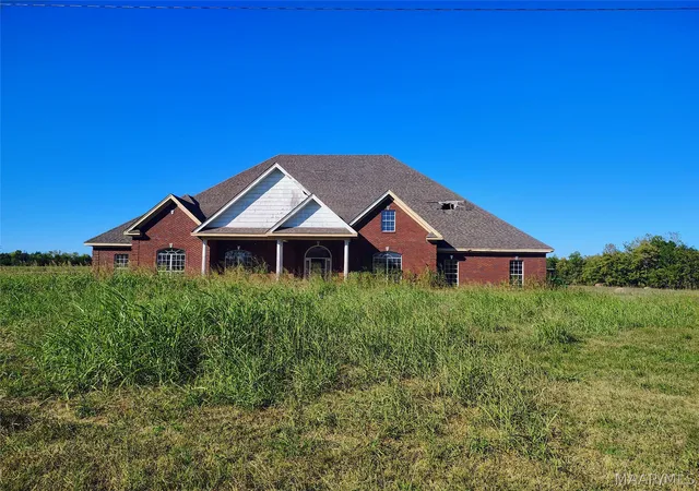 Photo 1 of Single family home for sale at 453 Greenleaf Rd, Lowndesboro, AL 36043 | MLS# 591071 | Listing updated on 2026-10-07