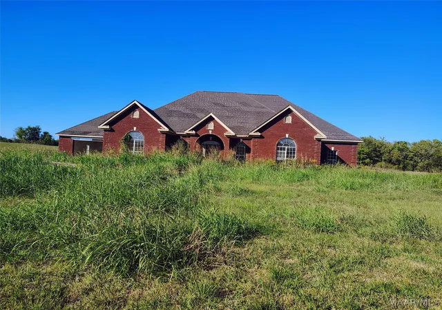 Photo 1 of Single family home for sale at 503 Greenleaf Rd, Lowndesboro, AL 36043 | MLS# 591110 | Listing updated on 2026-10-08