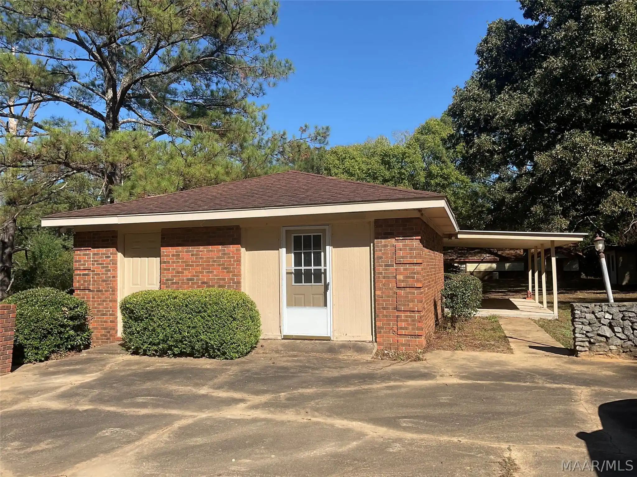 Photo 1 of Single family home for sale at 282 Kent Rd, Tallassee, AL 36078 | MLS# 591042 | Listing updated on 2026-10-12