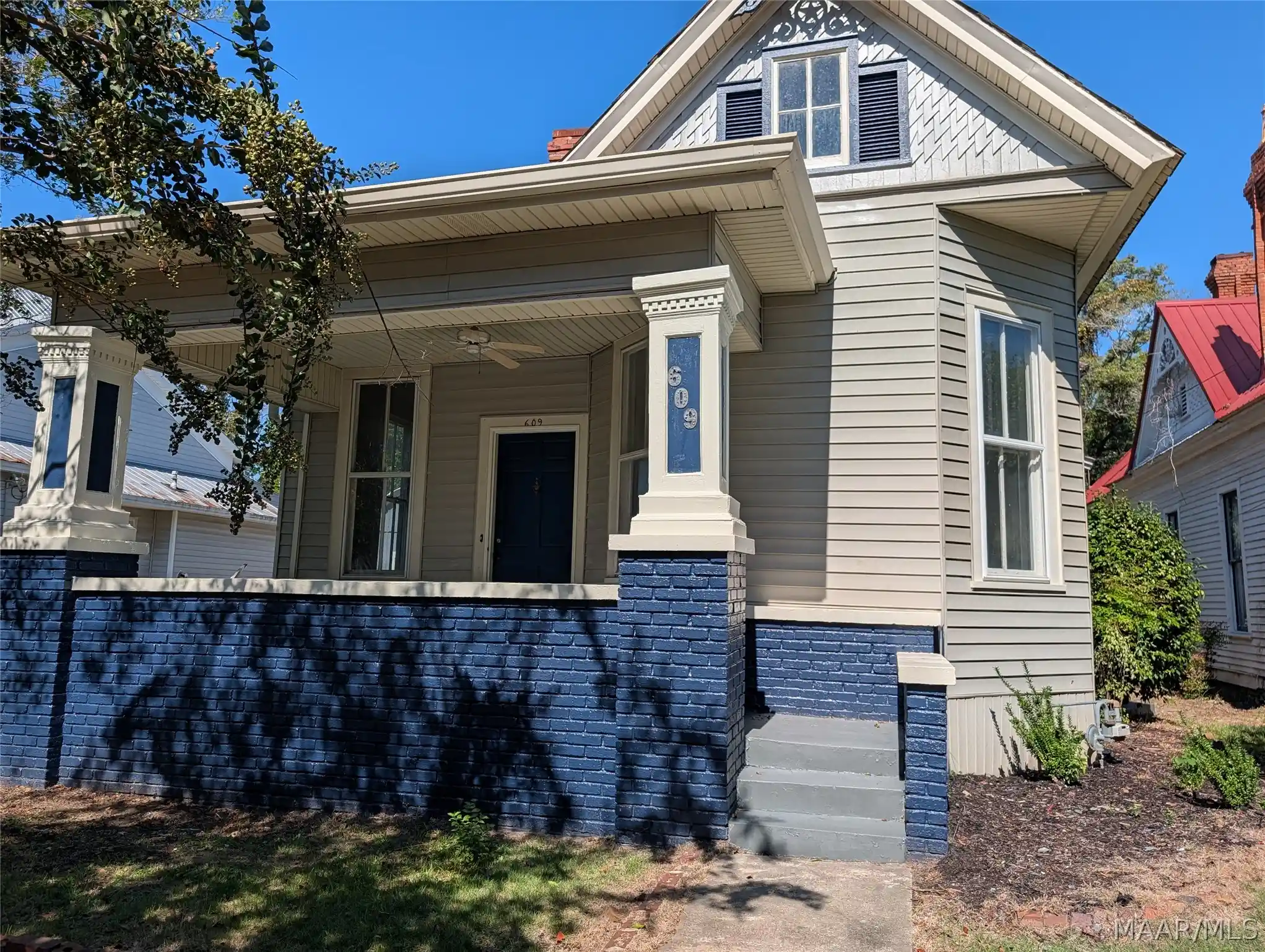 Single family home for sale at 609 Parkman Ave, Selma, AL 36701 | MLS# 591252