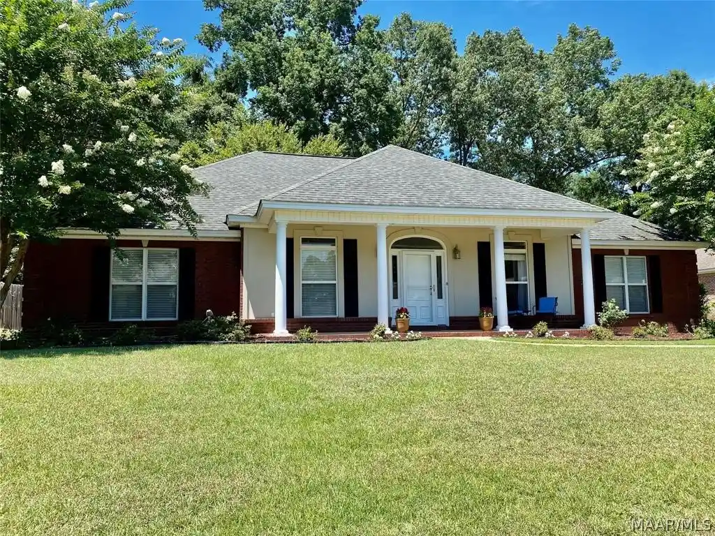 Photo 1 of Single family home for sale at 618 Forest Trl, Montgomery, AL 36117 | MLS# 591240 | Listing updated on 2026-10-16