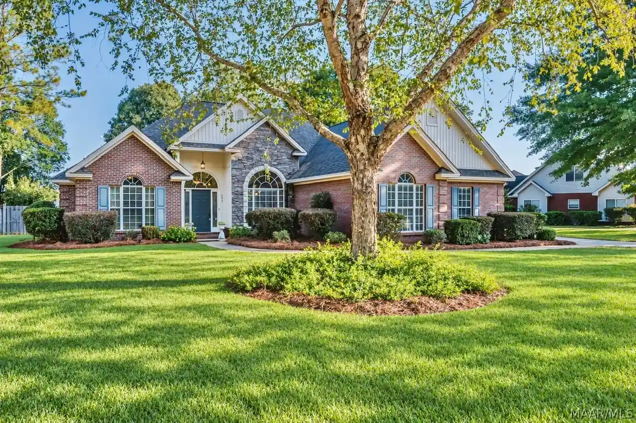 Single family home for sale at 249 Plantation Xing, Millbrook, AL 36054 | MLS# 591368