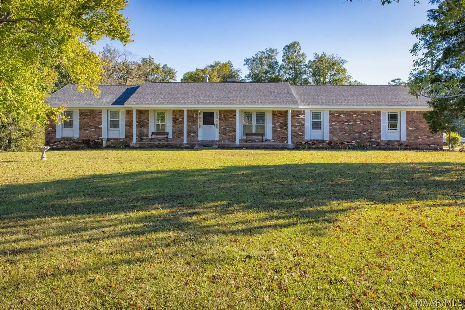 Photo 1 of Single family home for sale at 1304 County Rd 39, Deatsville, AL 36022 | MLS# 591234 | Listing updated on 2026-10-21
