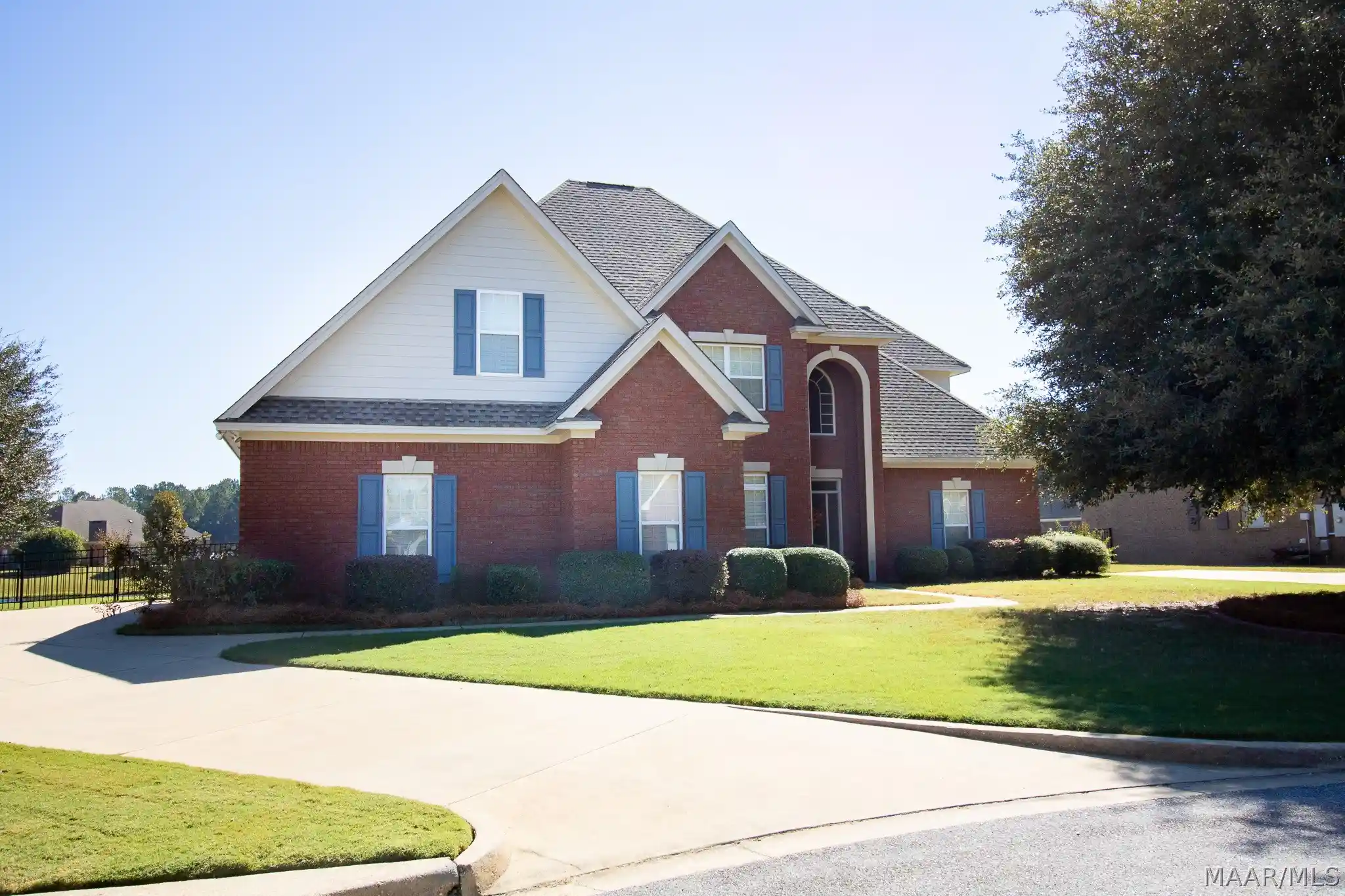 Photo 1 of Single family home for sale at 1107 Laurel Brk Ln, Montgomery, AL 36117 | MLS# 591442 | Listing updated on 2026-10-28