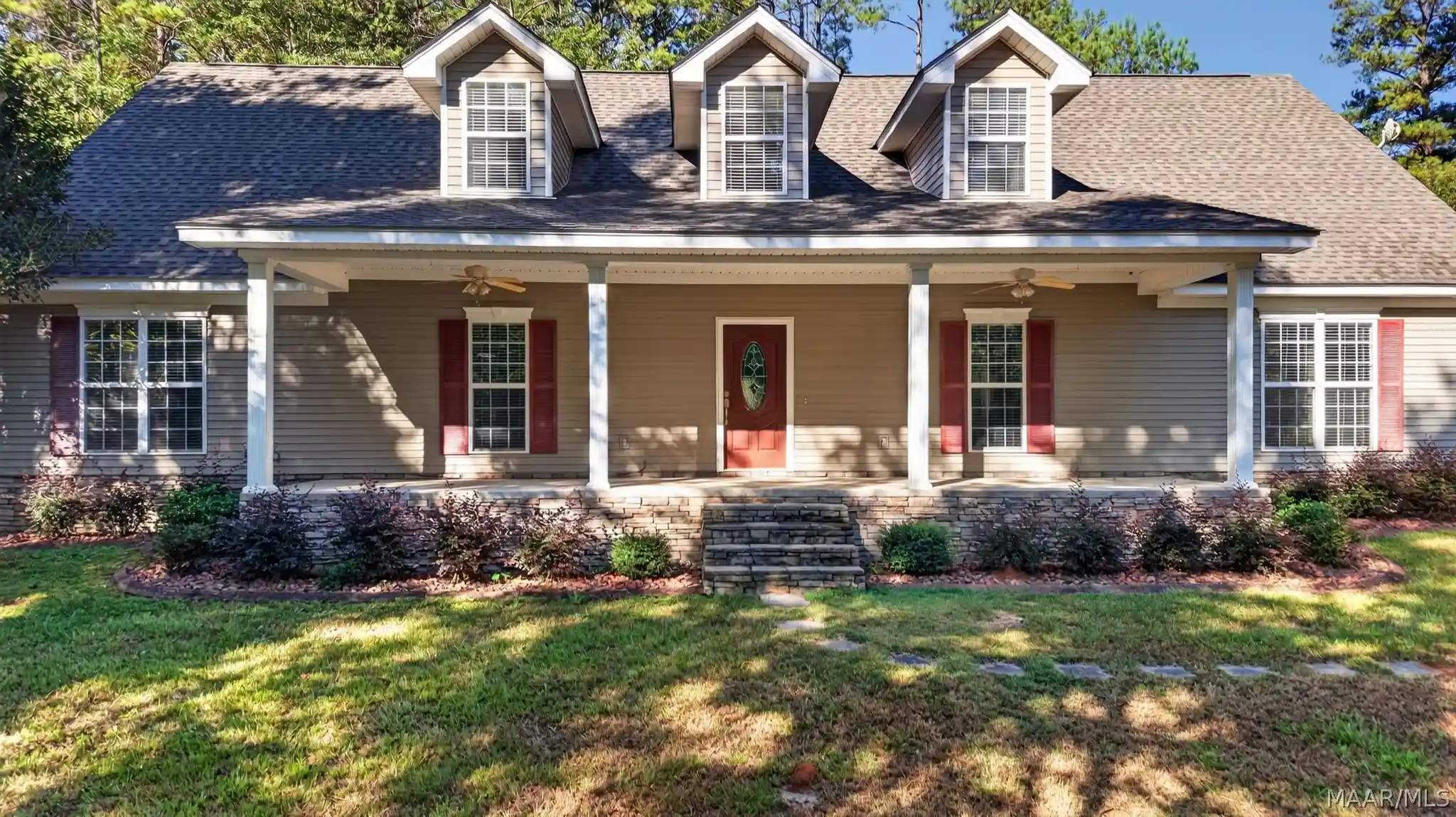 Photo 1 of Single family home for sale at 511 Nobles Rd, Deatsville, AL 36022 | MLS# 591359 | Listing updated on 2026-10-22