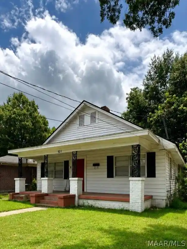 Single family home for sale at 701 Emerson St, Montgomery, AL 36108 | MLS# 591505